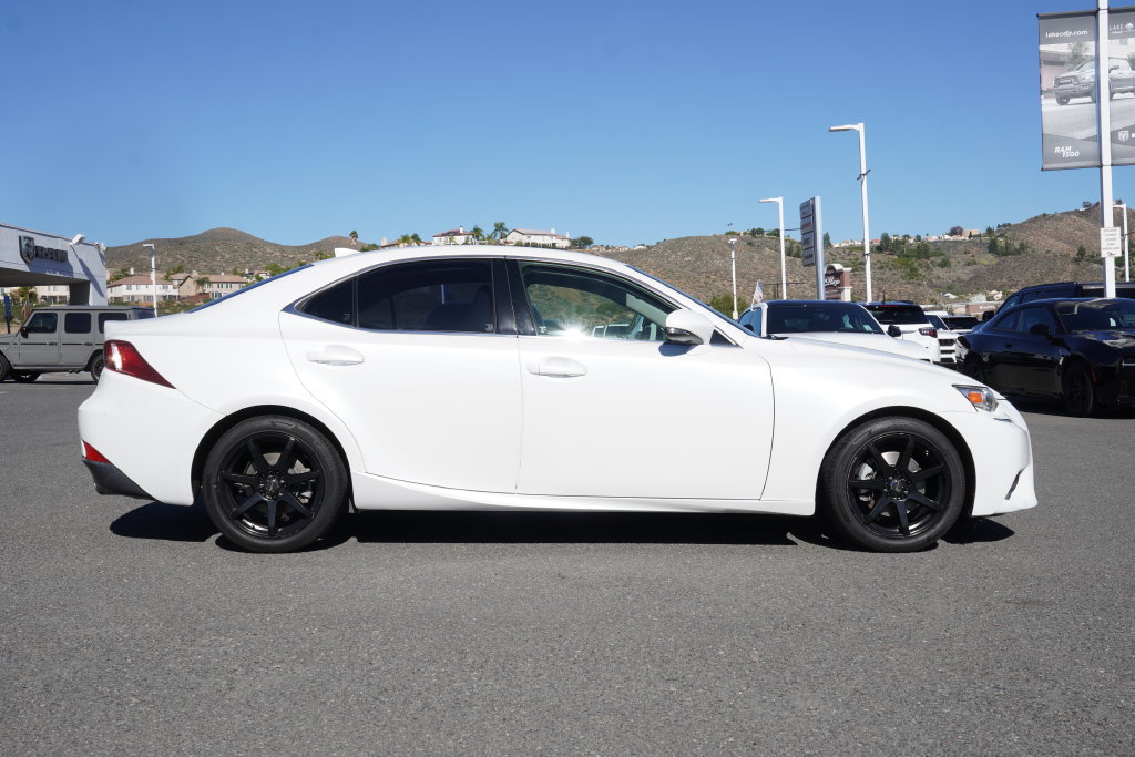 Used 2015 Lexus IS 250 RWD image 3