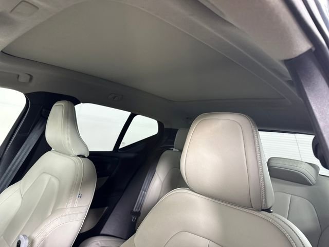 Used 2020 Volvo XC40 T5 Momentum image 12