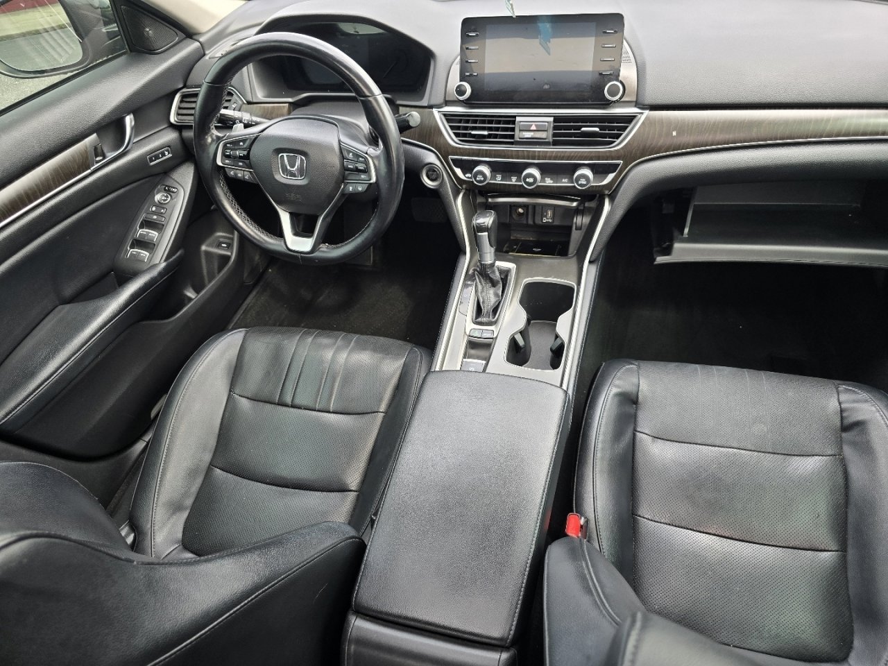 Used 2018 Honda Accord Touring image 23