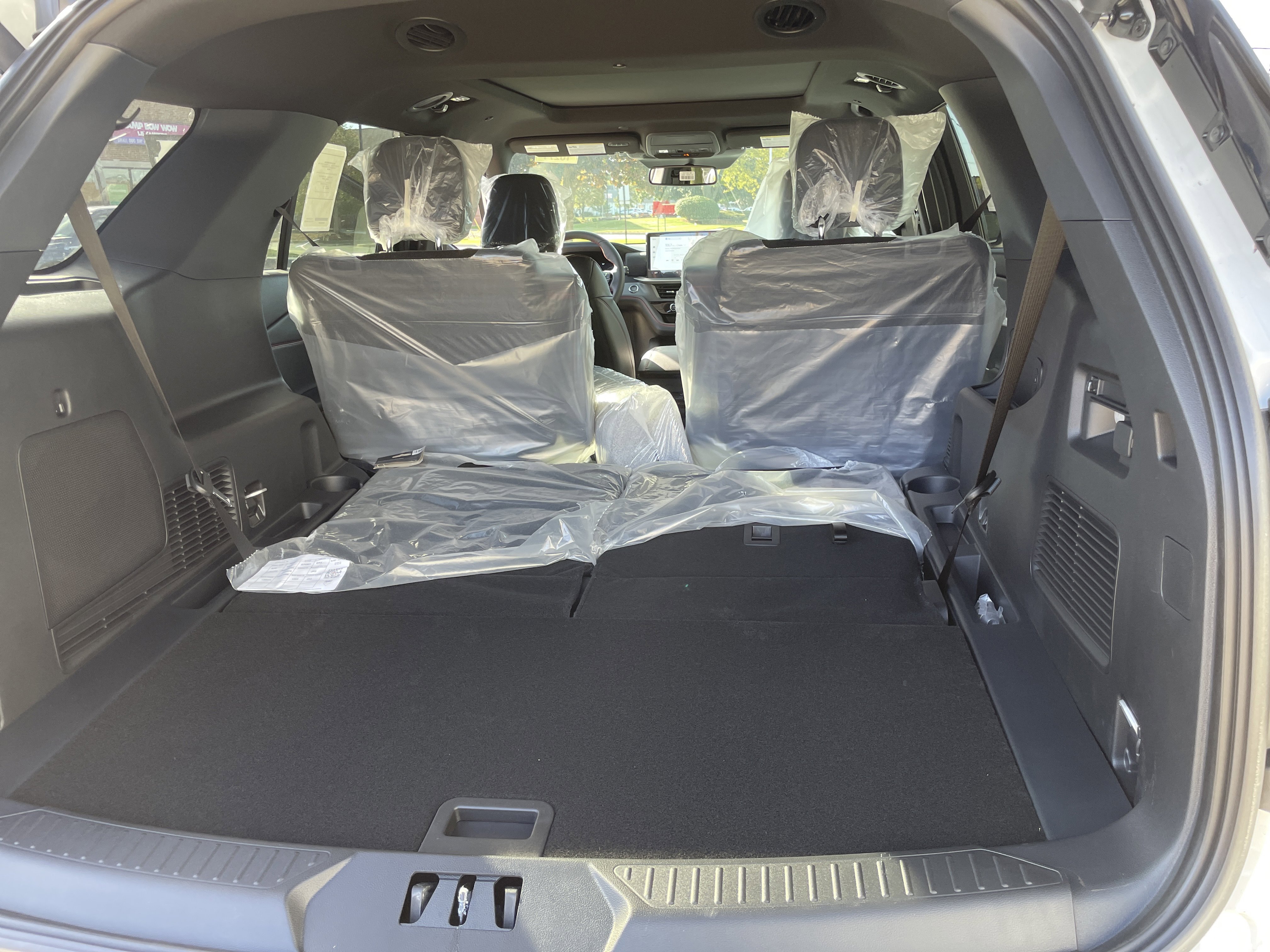 New 2026 Ford Explorer ST-Line image 14