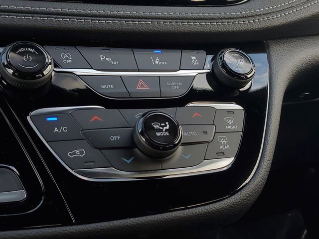 New 2026 Chrysler Pacifica Select image 29