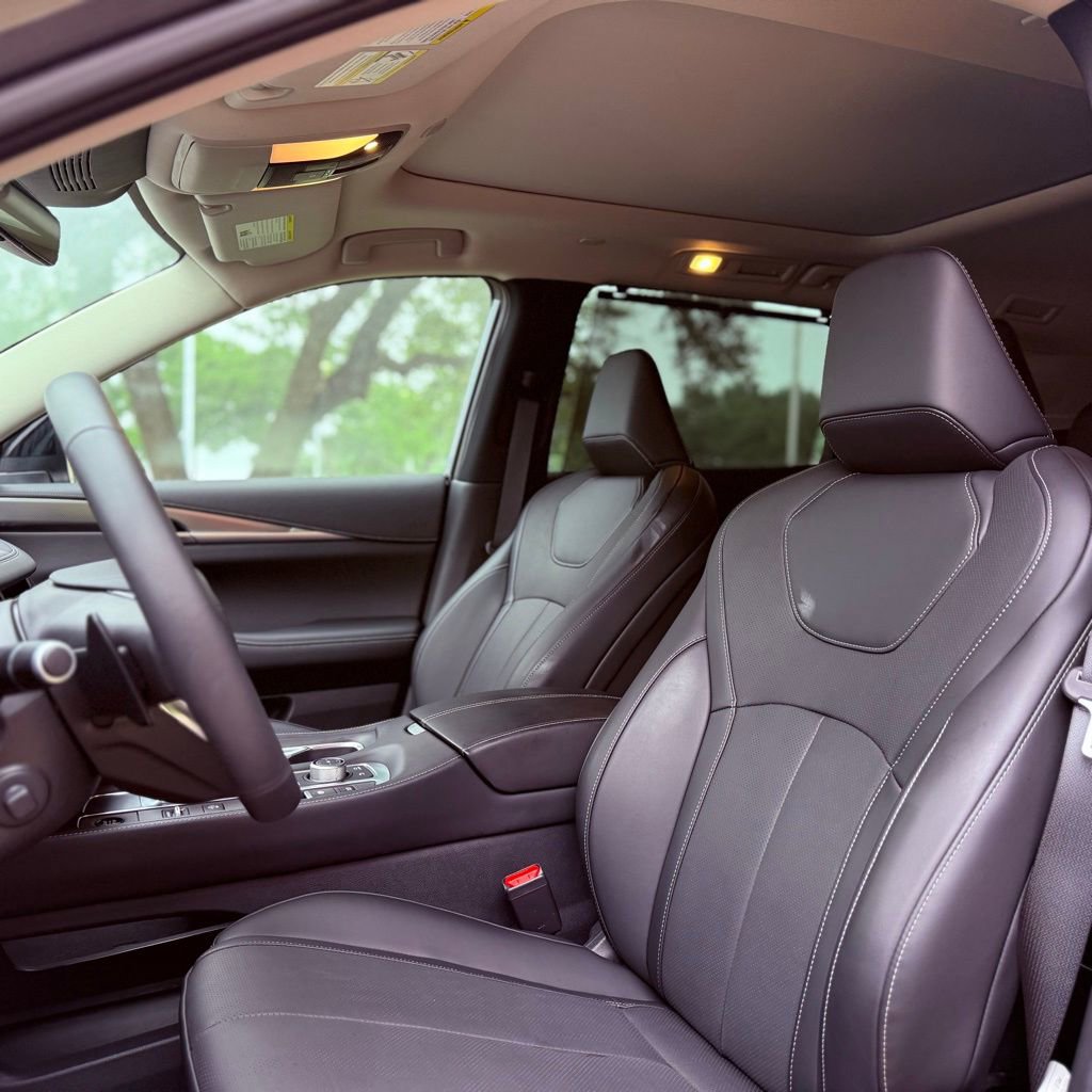 Certified 2026 INFINITI QX60 Luxe w/ Cargo Package FWD image 25
