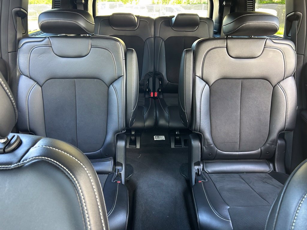 Certified 2025 Jeep Grand Cherokee L Altitude RWD image 14