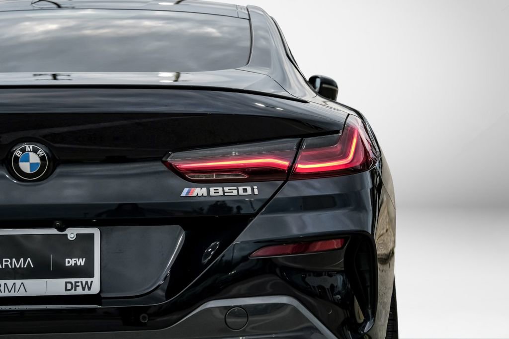 Used 2022 BMW M850i xDrive Coupe w/ Driving Assistance Package image 53