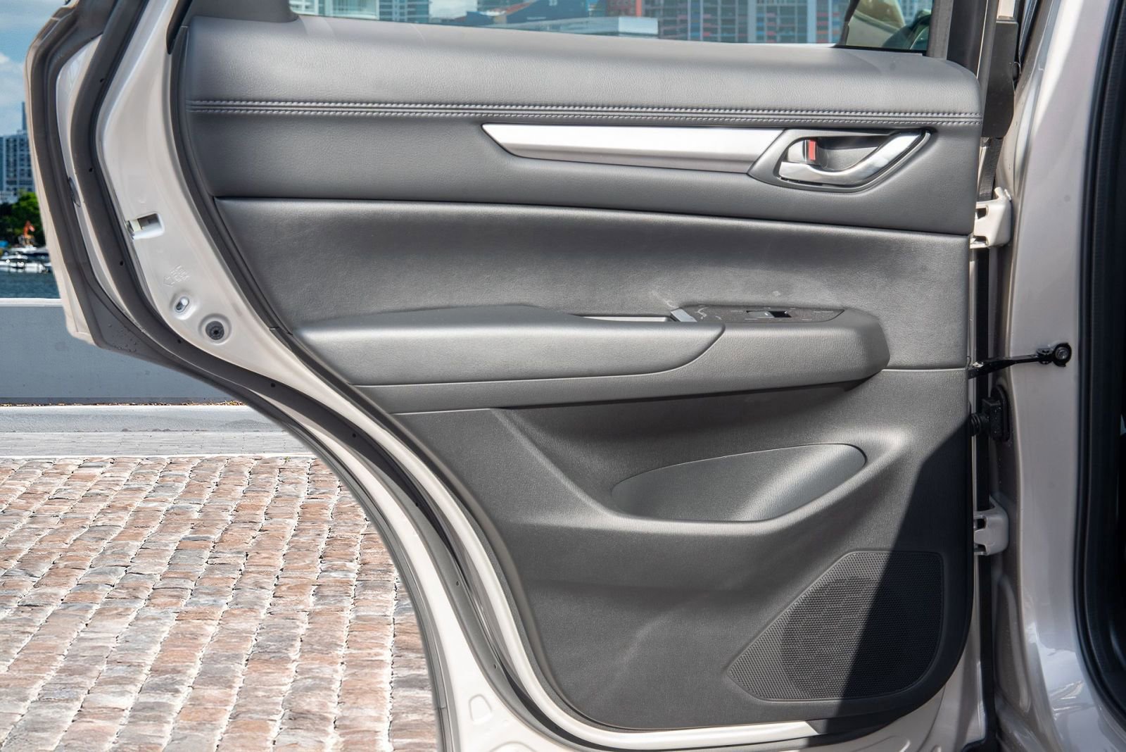 Used 2025 MAZDA CX-5 AWD 2.5 S w/ Select Package image 14