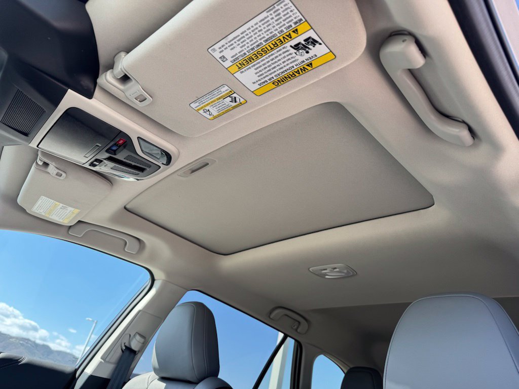 Used 2025 Subaru Outback Limited XT AWD/4WD image 18