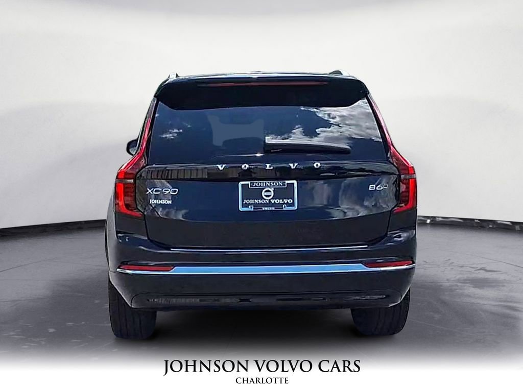 New 2026 Volvo XC90 B6 Plus w/ Protection Package Premier image 3