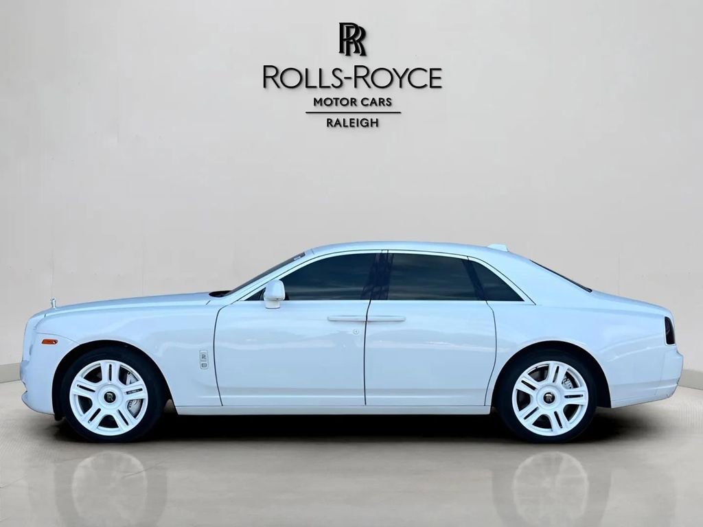 Used 2018 Rolls-Royce Ghost RWD image 4