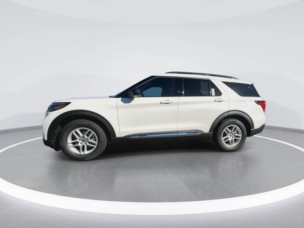 Used 2025 Ford Explorer Active w/ Active Comfort Package image 9