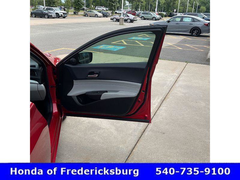 Used 2019 Acura ILX FWD image 17