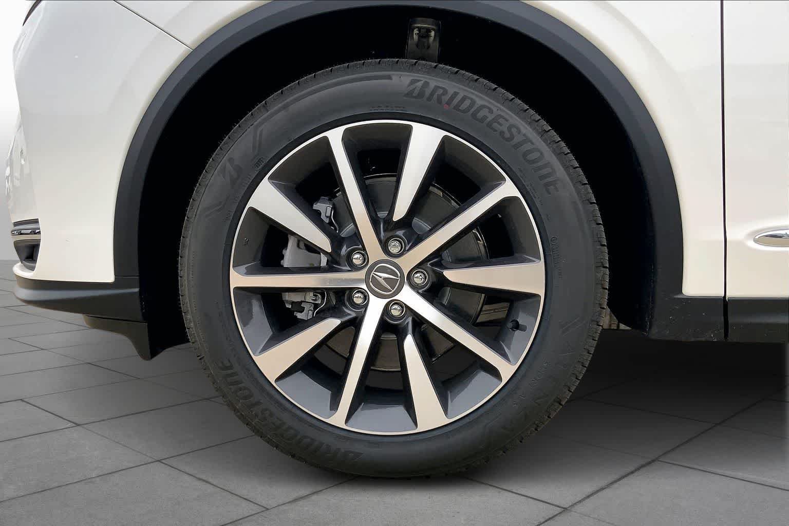 New 2026 Acura MDX w/ Technology Package FWD image 12