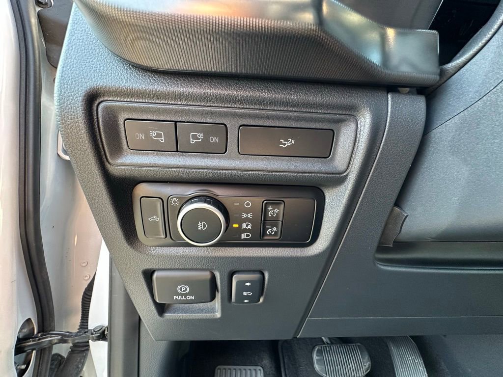 Used 2024 Ford F150 Lariat w/ Tow/Haul Package image 3