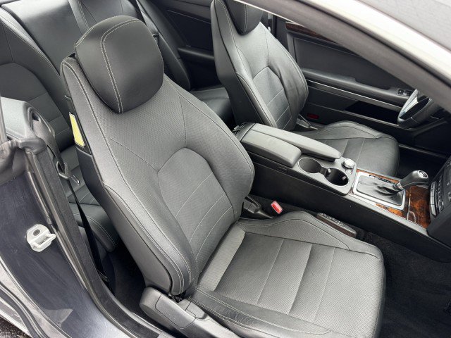 Used 2013 Mercedes-Benz E 350 Coupe image 34