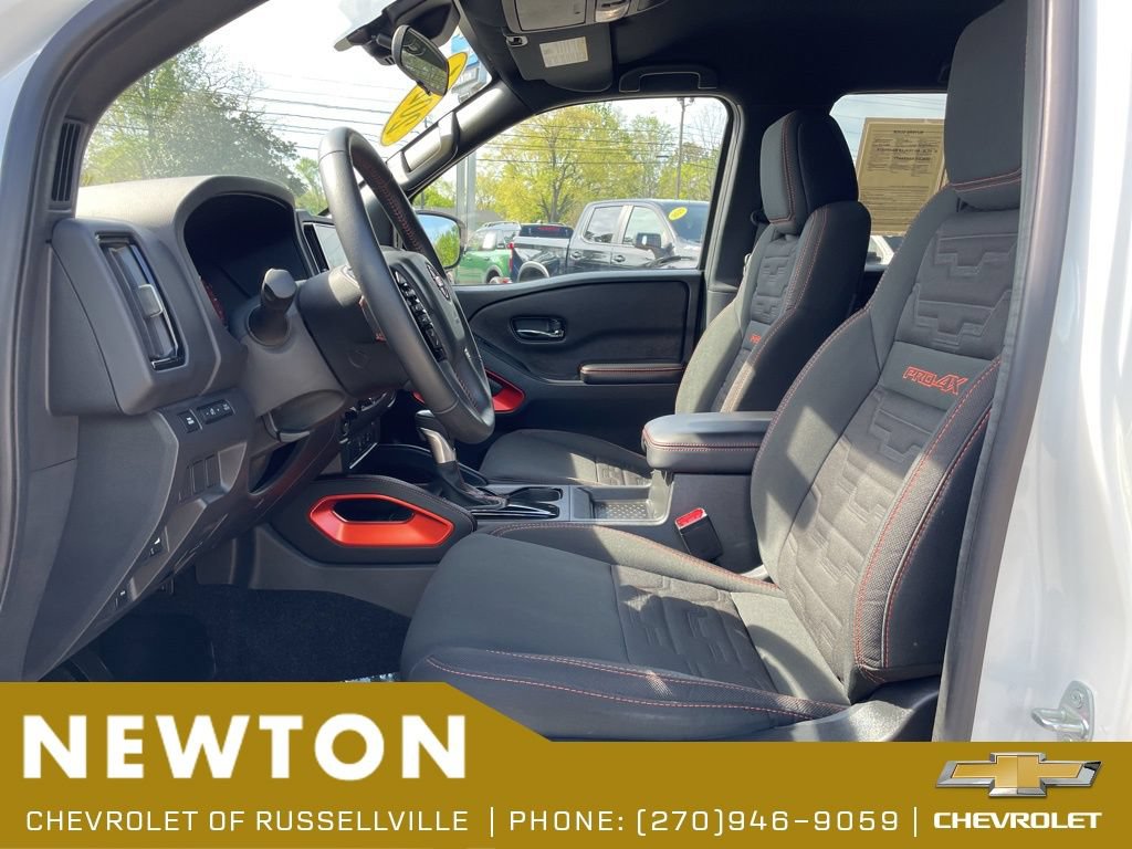 Used 2025 Nissan Frontier PRO-4X AWD/4WD image 4