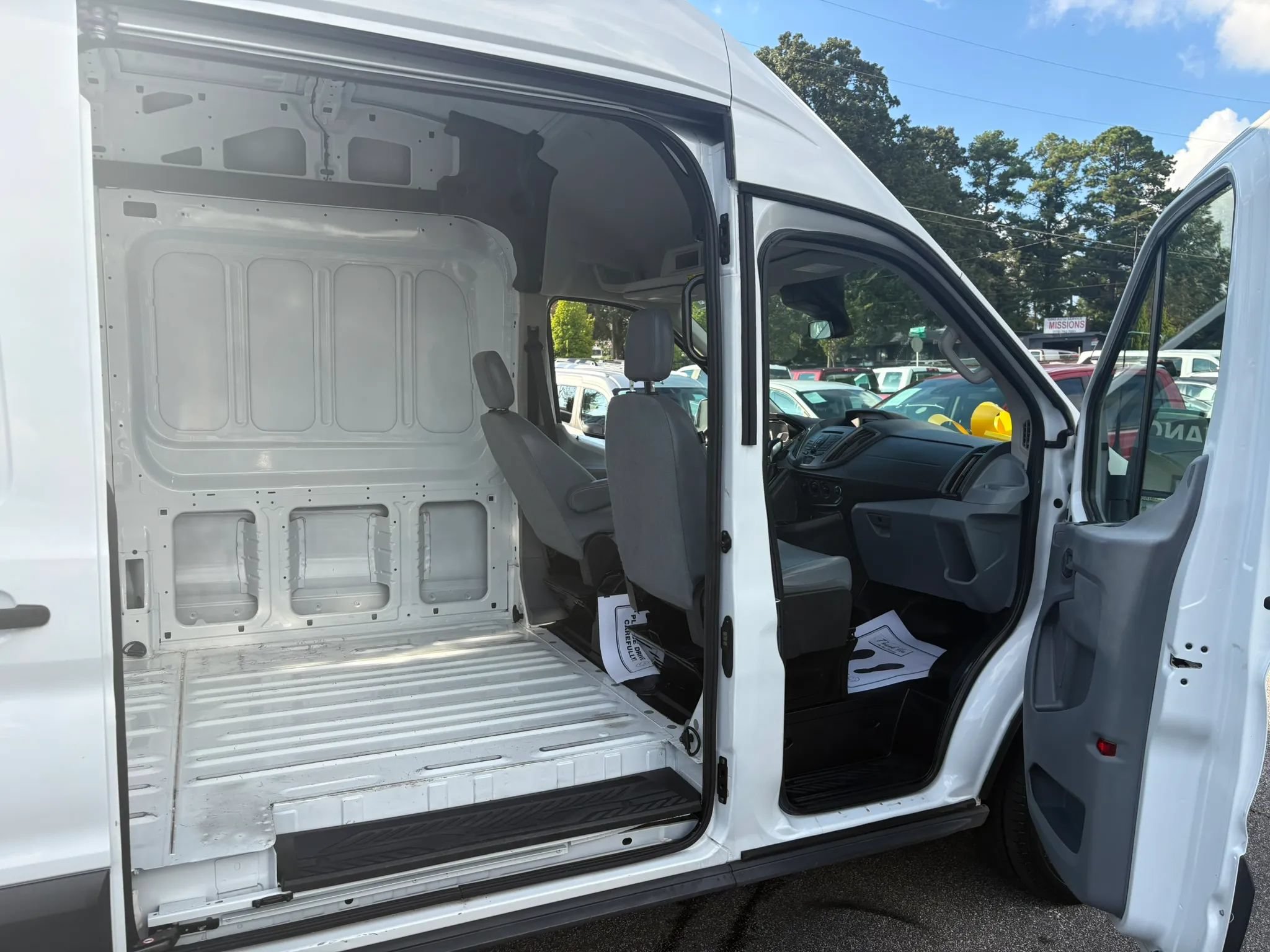 Used 2018 Ford Transit 350 148 High Roof RWD image 23