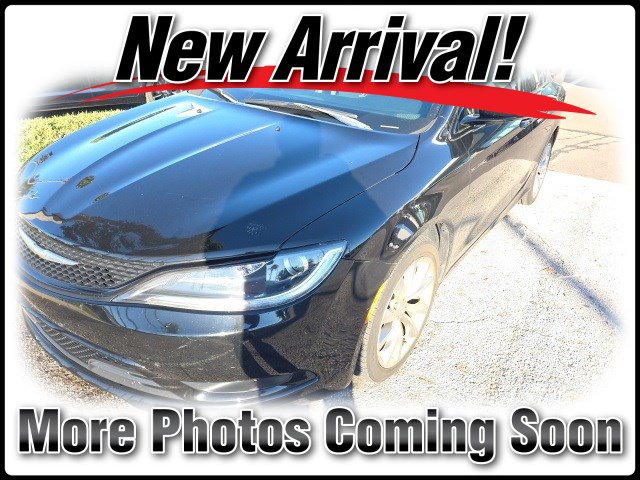 Used 2015 Chrysler 200 S w/ Comfort Group