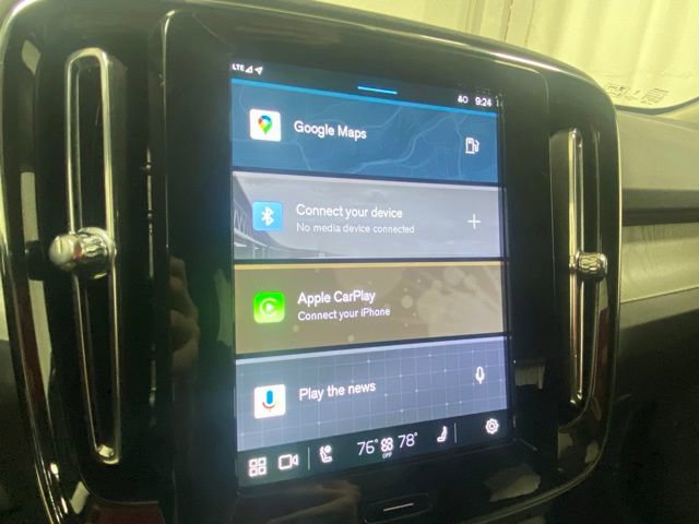 Used 2025 Volvo XC40 B5 Core AWD/4WD image 18