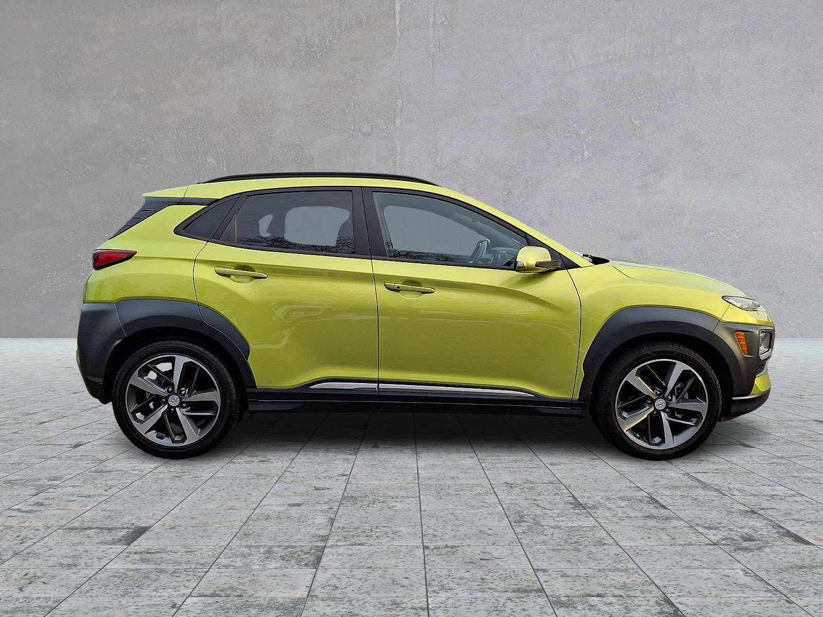 Used 2020 Hyundai Kona Ultimate w/ Cargo Package image 12