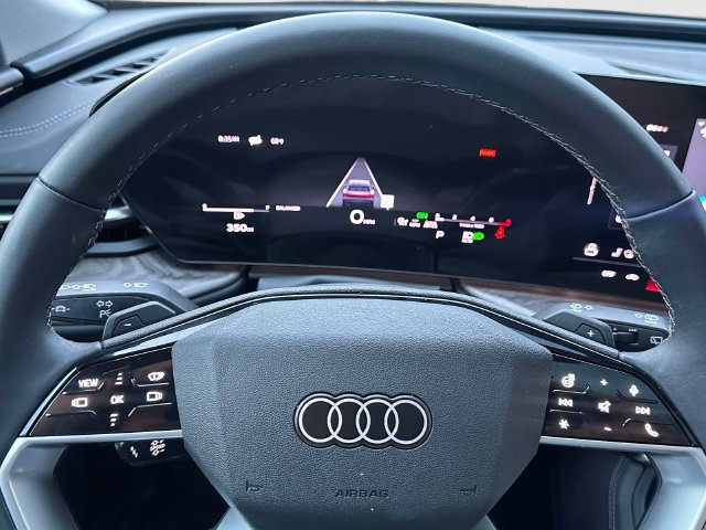 Certified 2025 Audi Q5 Premium Plus AWD/4WD image 23