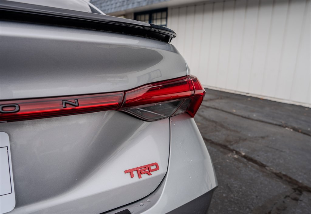 Used 2020 Toyota Avalon TRD image 11