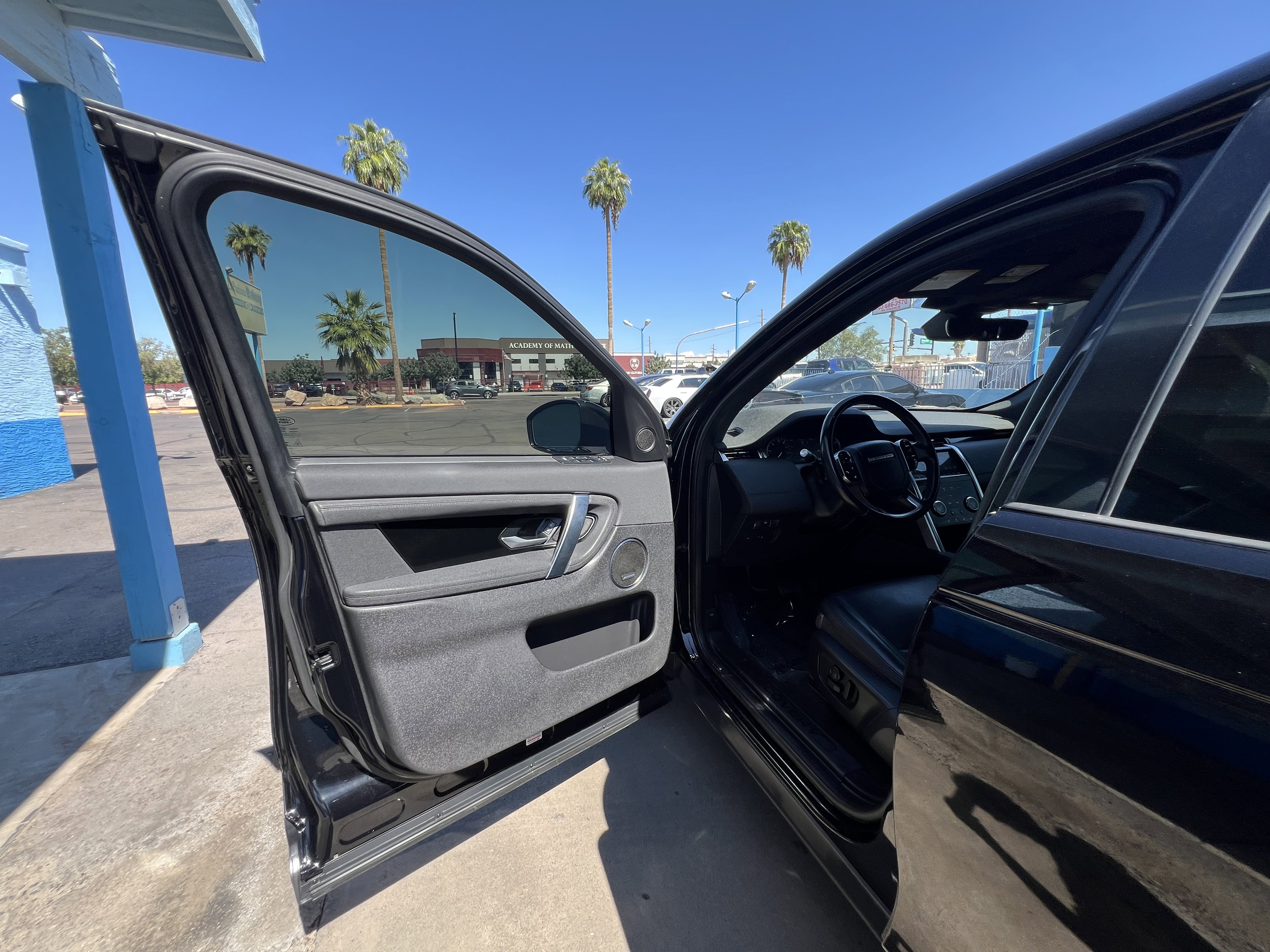 Used 2020 Land Rover Discovery Sport S AWD/4WD image 9