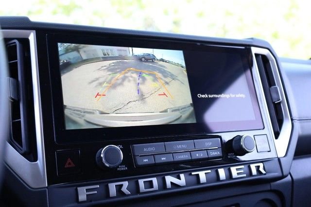Certified 2025 Nissan Frontier SV w/ SV Convenience Package RWD image 12
