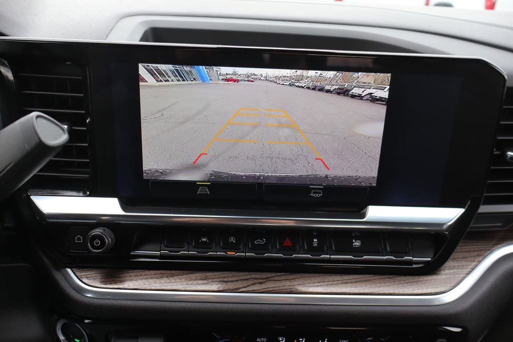 Used 2026 Chevrolet Silverado 1500 LT AWD/4WD image 9