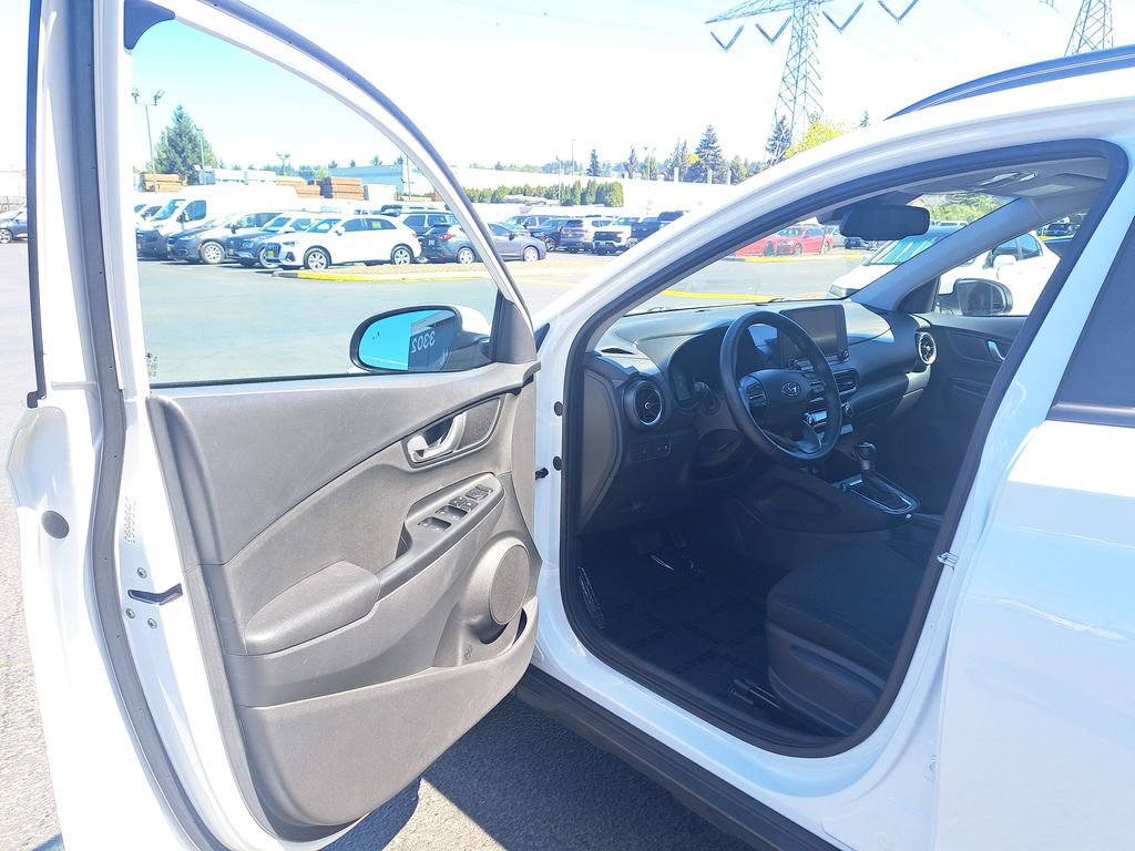 Used 2022 Hyundai Kona SEL w/ Convenience Package AWD/4WD image 10