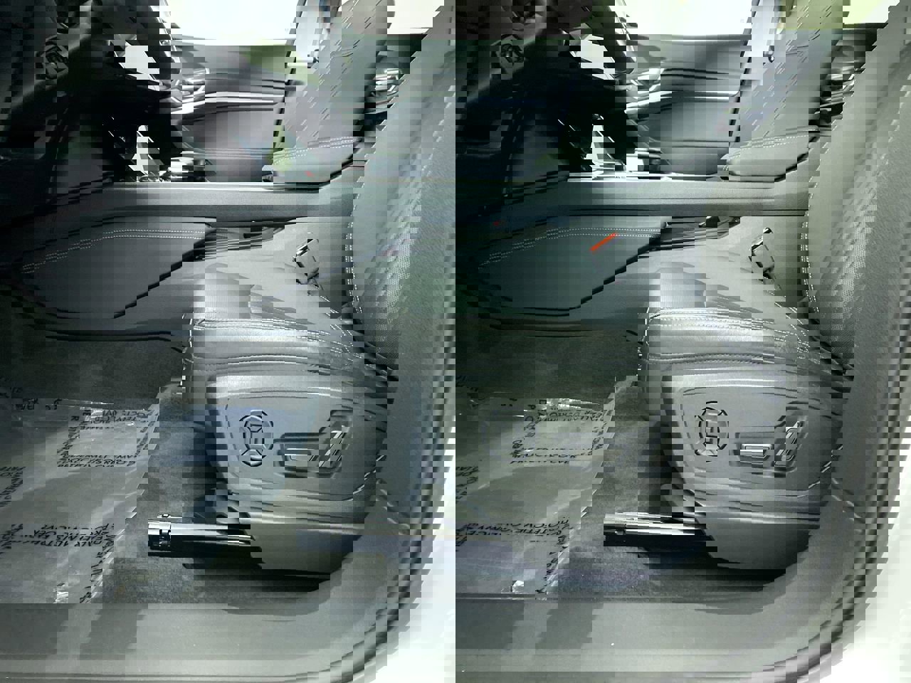 Certified 2022 Audi e-tron Premium Plus w/ Premium Plus Package image 21