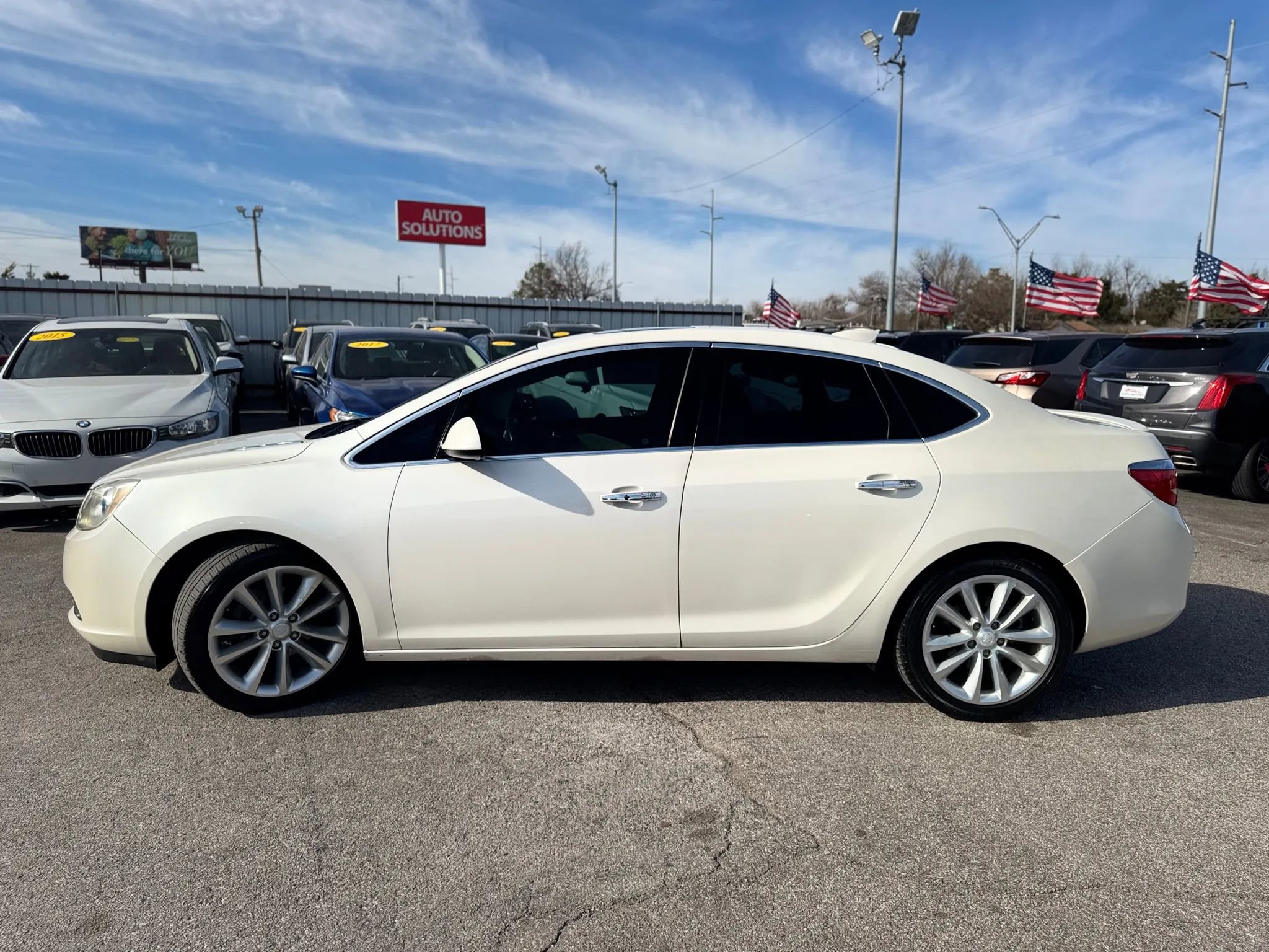 Used 2016 Buick Verano Leather w/ Experience Buick Package FWD image 6