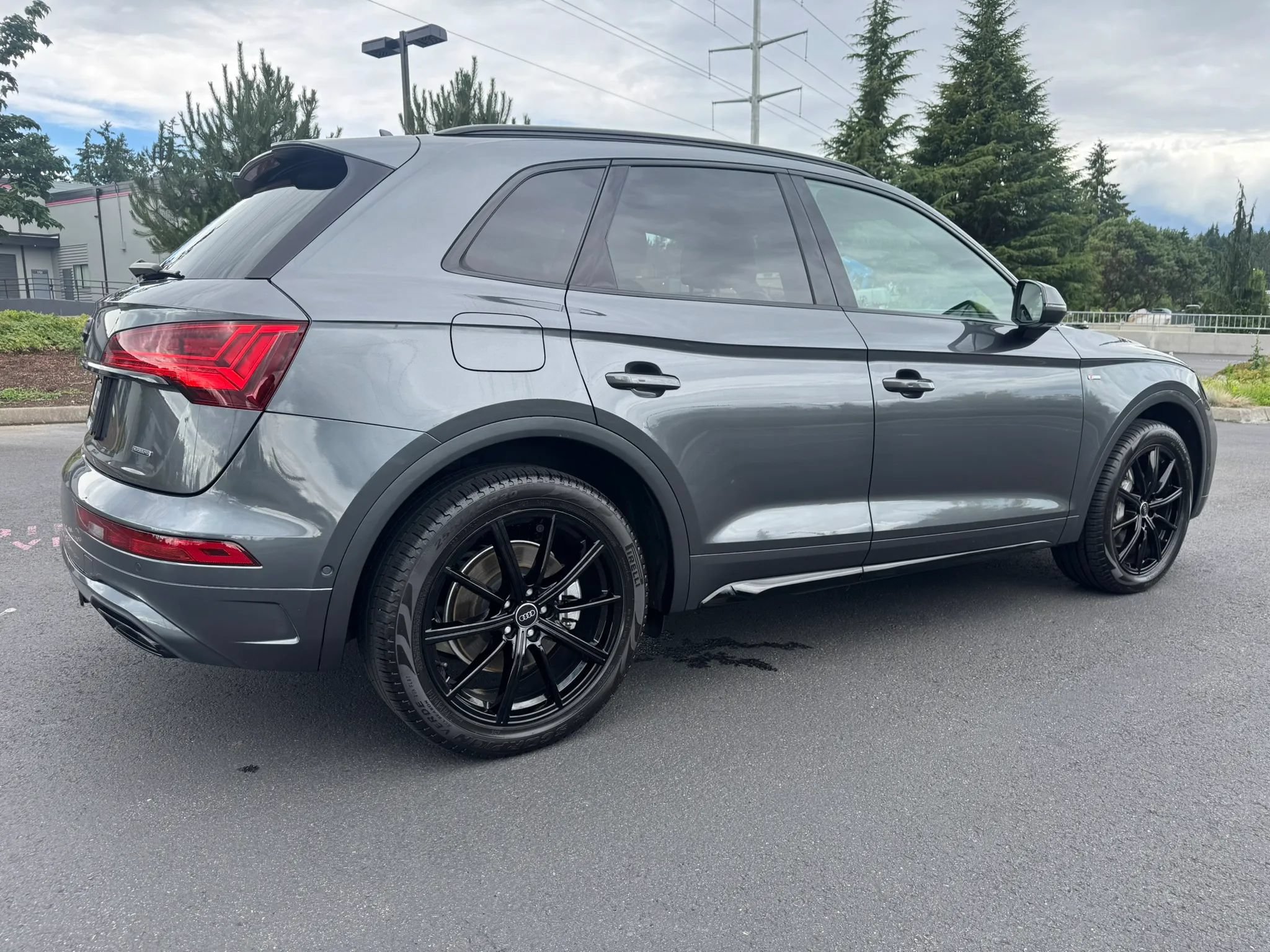 Used 2023 Audi Q5 e Prestige w/ Prestige Package AWD/4WD image 11