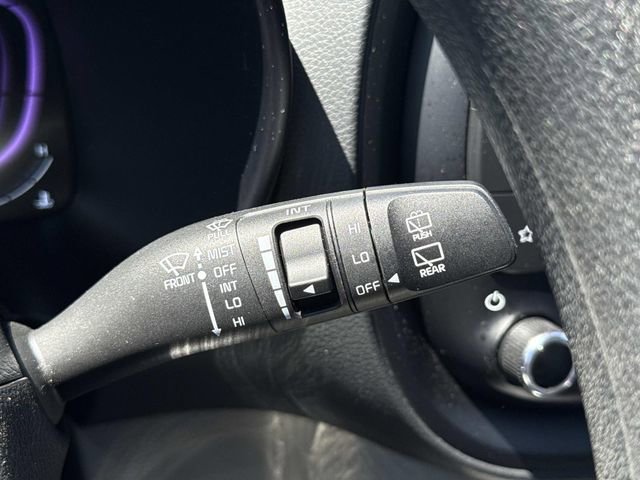 Used 2025 Kia Soul LX w/ LX Technology Package image 25