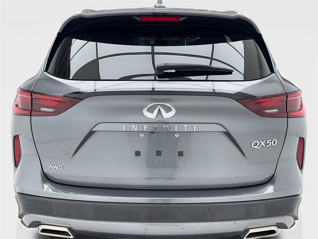 Used 2022 INFINITI QX50 Luxe w/ Appearance Package image 11