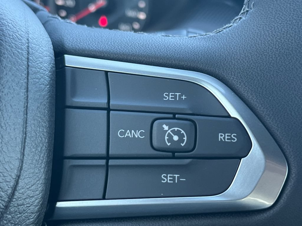 New 2026 Jeep Compass Latitude AWD/4WD image 10