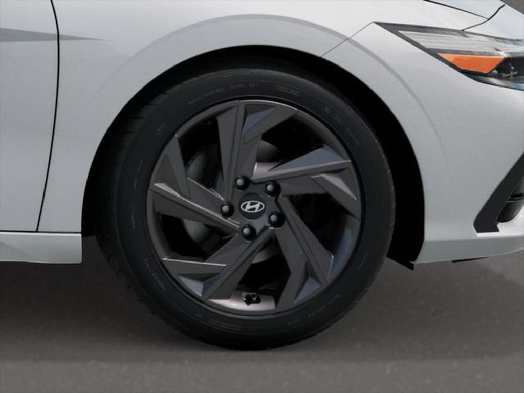 New 2026 Hyundai Elantra SEL Sport FWD image 8