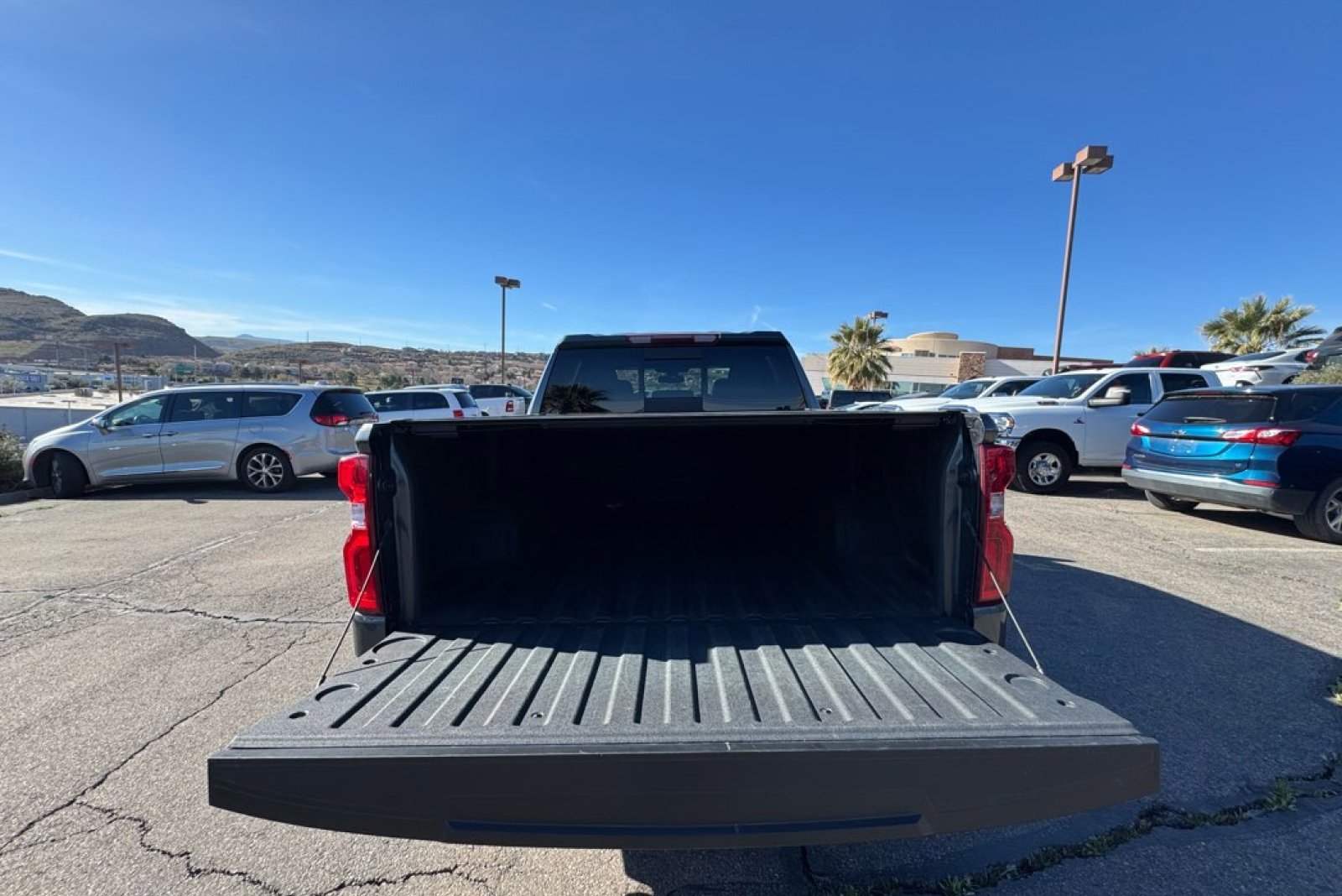 Used 2019 Chevrolet Silverado 1500 LTZ w/ LTZ Premium Package image 4