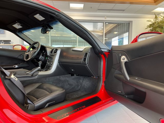 Used 2007 Chevrolet Corvette Z06 w/ Preferred Equipment Group image 37