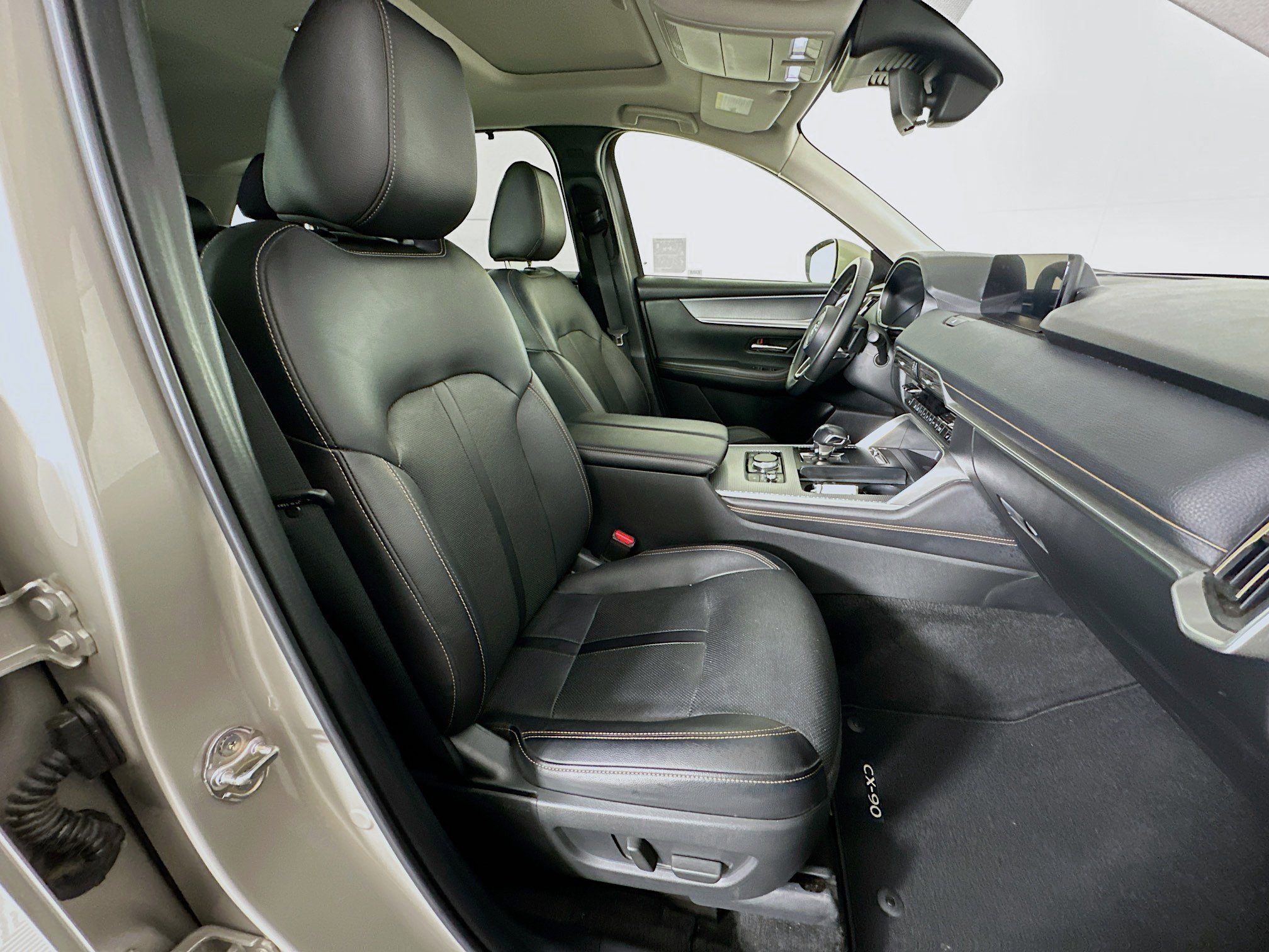 Used 2024 MAZDA CX-90 3.3 Turbo w/ Preferred Plus image 34