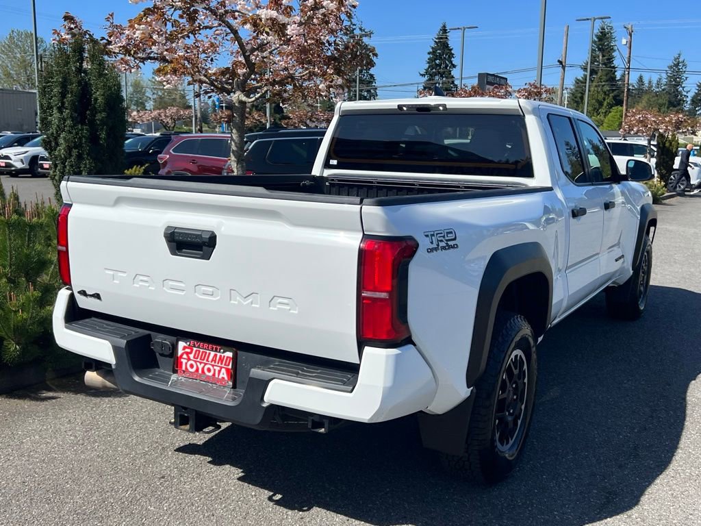 Certified 2024 Toyota Tacoma TRD Off-Road AWD/4WD image 7