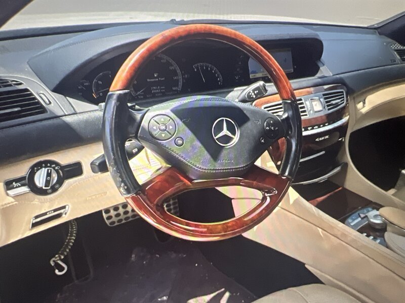 Used 2012 Mercedes-Benz CL 550 4MATIC image 6