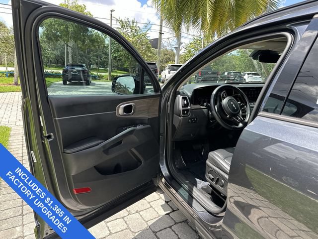 Used 2023 Kia Sorento EX w/ Panoramic Sunroof Package FWD image 22