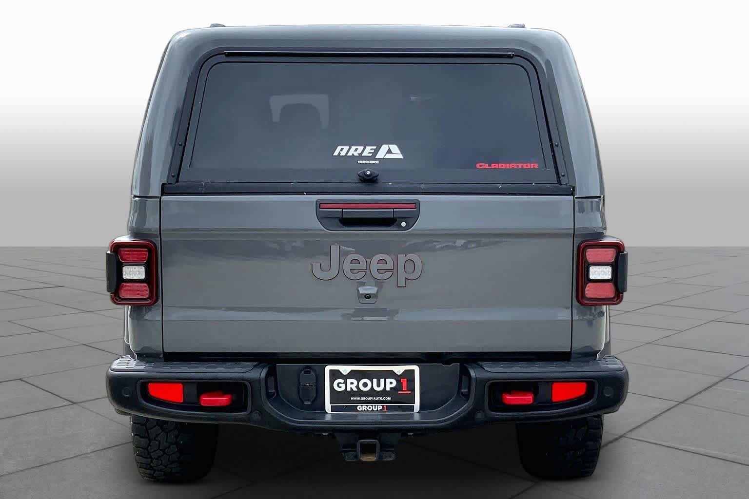 Used 2021 Jeep Gladiator Rubicon AWD/4WD image 5