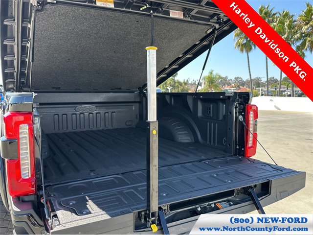 New 2026 Ford F250 Lariat w/ Black Appearance Package image 21