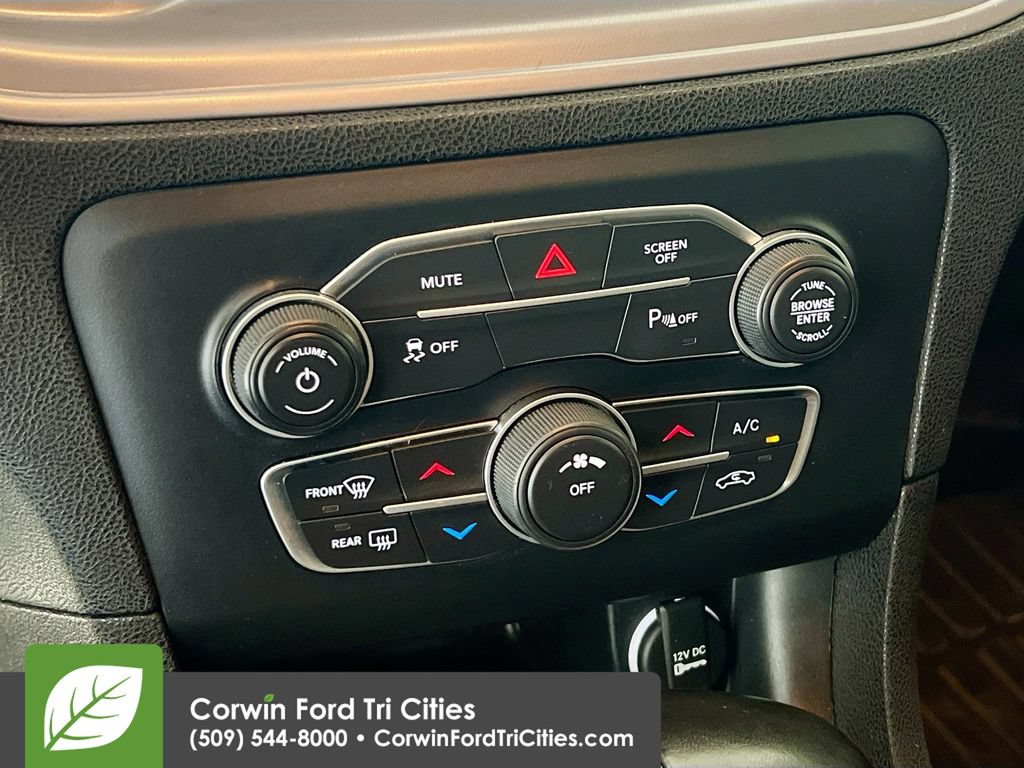 Used 2023 Dodge Charger SXT RWD image 9