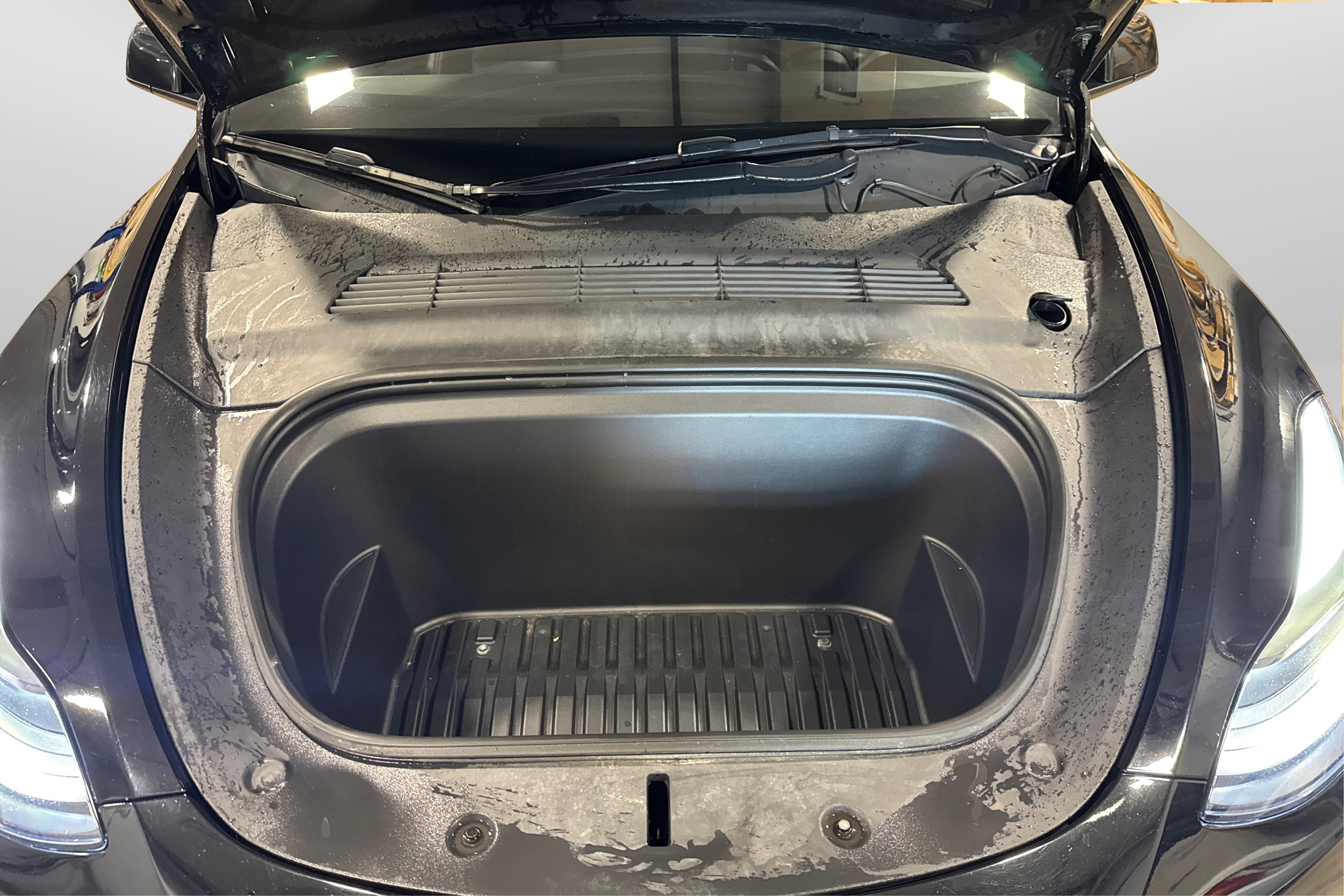 Used 2022 Tesla Model Y Performance image 11