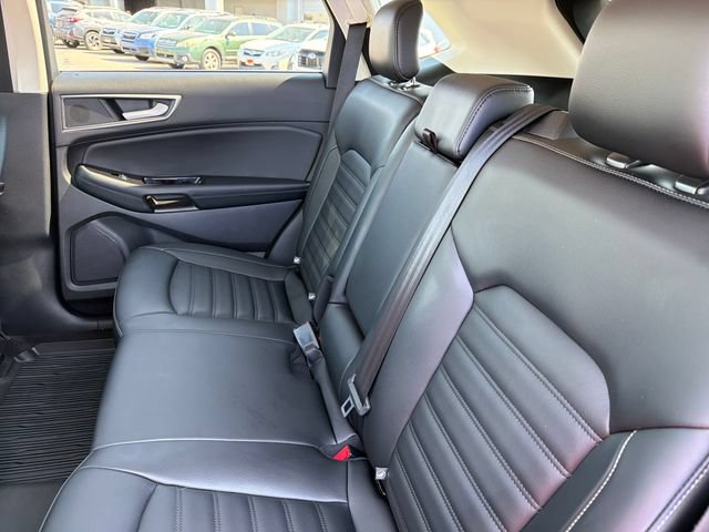 Used 2020 Ford Edge SEL w/ Convenience Package AWD/4WD image 22