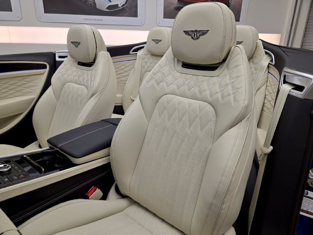New 2026 Bentley Continental GT Azure AWD/4WD image 27