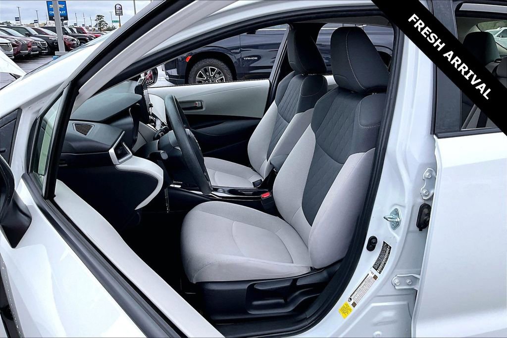 Used 2022 Toyota Corolla LE FWD image 20