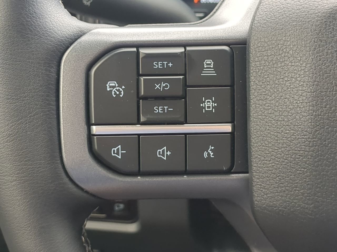 Certified 2025 Ford F450 Lariat w/ Lariat Ultimate Package AWD/4WD image 24