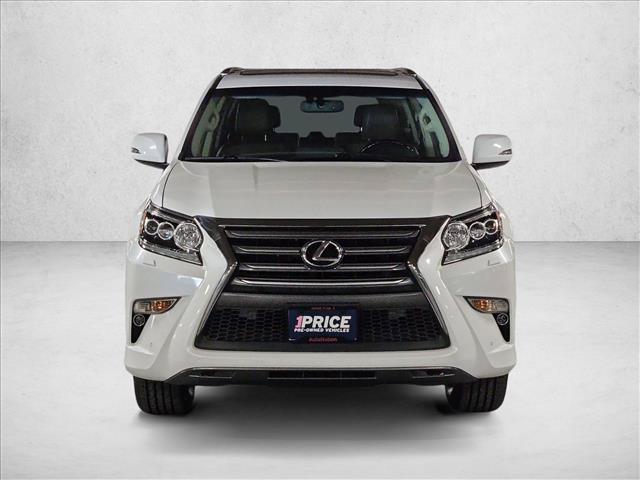 Used 2017 Lexus GX 460 AWD/4WD image 2